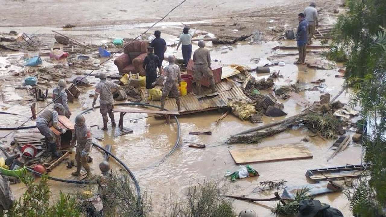 Intensas lluvias en Bolivia dejan 51 fallecidos y 43,571 familias afectadas