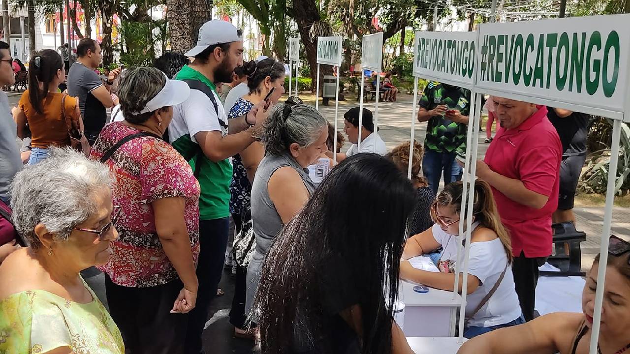 ¡La Ciudadanía Alza Su Voz!