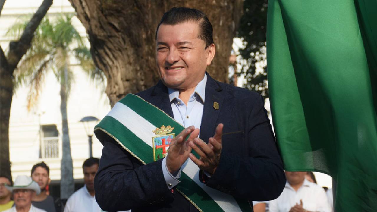 Jhonny Fernández Desestima Intentos de Desprestigio por Parte de Políticos Fracasados tras Desistimiento del Revocatorio