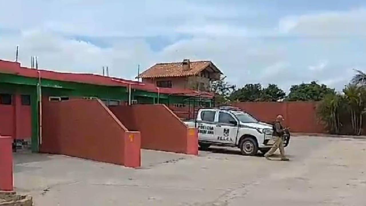 Fiscalía investiga presunto feminicidio de una joven en la zona de Los Lotes, Santa Cruz
