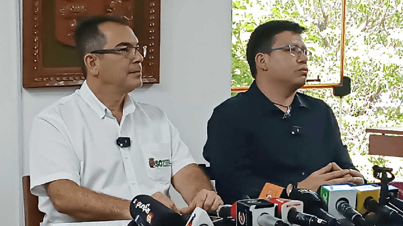 Gobernador y ministro abordan trabajos del censo en conferencia de prensa