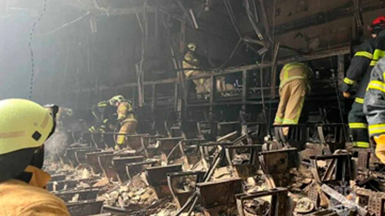 Irrumpieron en el auditorio y dispararon a la gente con rifles de asalto: el ataque en una sala de conciertos de Moscú deja más de 130 muertos y heridos