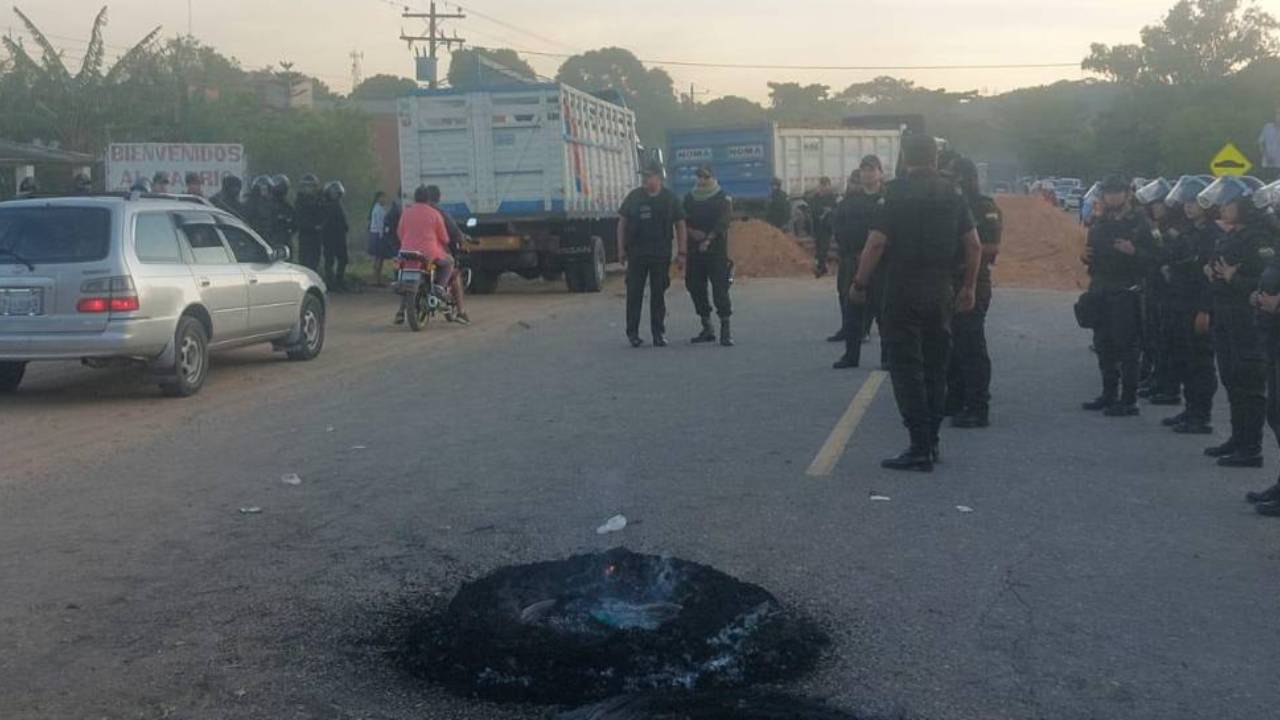 La policía levanta bloqueo Instalado en El Torno 