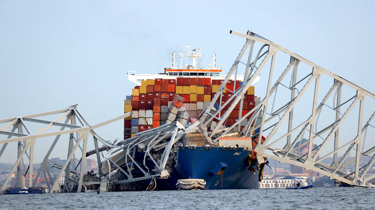 Emergencia en Baltimore: Desplome del puente Francis Scott Key tras impacto de barco