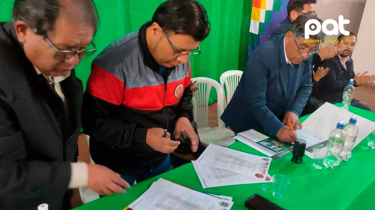 Firman convenio de cooperación el Instituto Técnico Comercial INCOS EL ALTO y la Central Obrera Regional (C.O.R.) El Alto