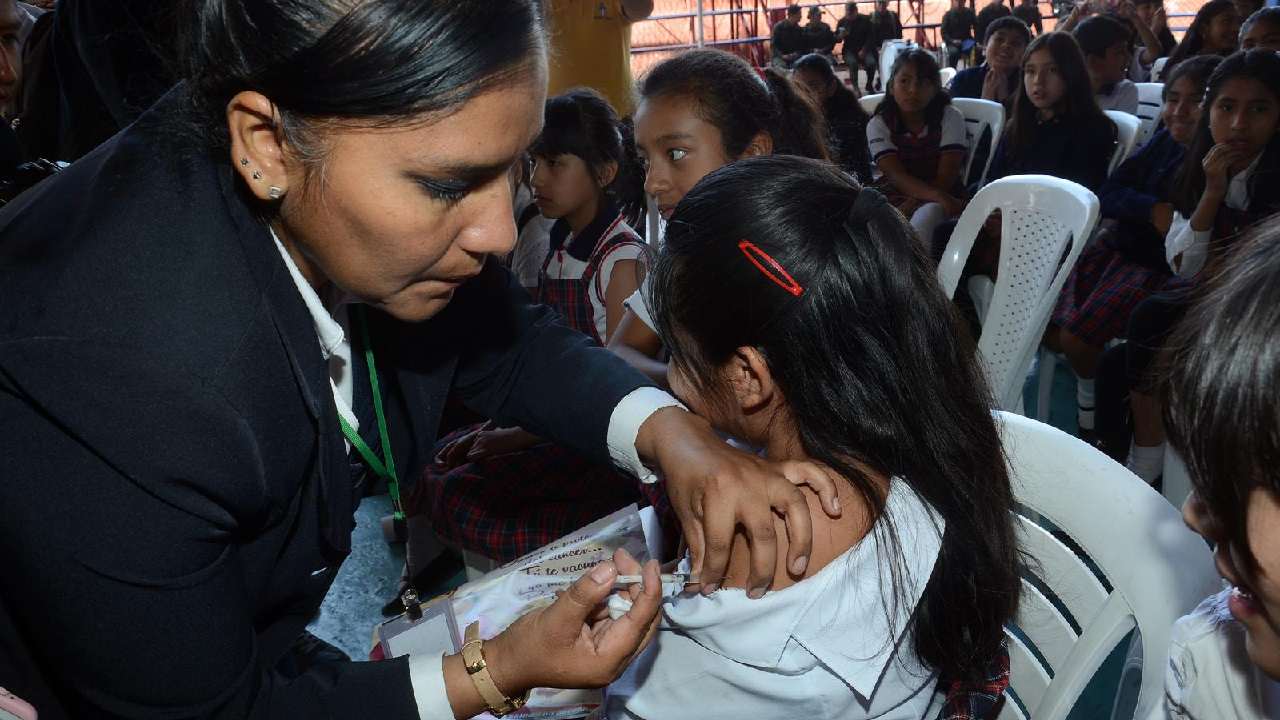 Santa Cruz refuerza medidas de bioseguridad en colegios para prevenir contagios de influenza