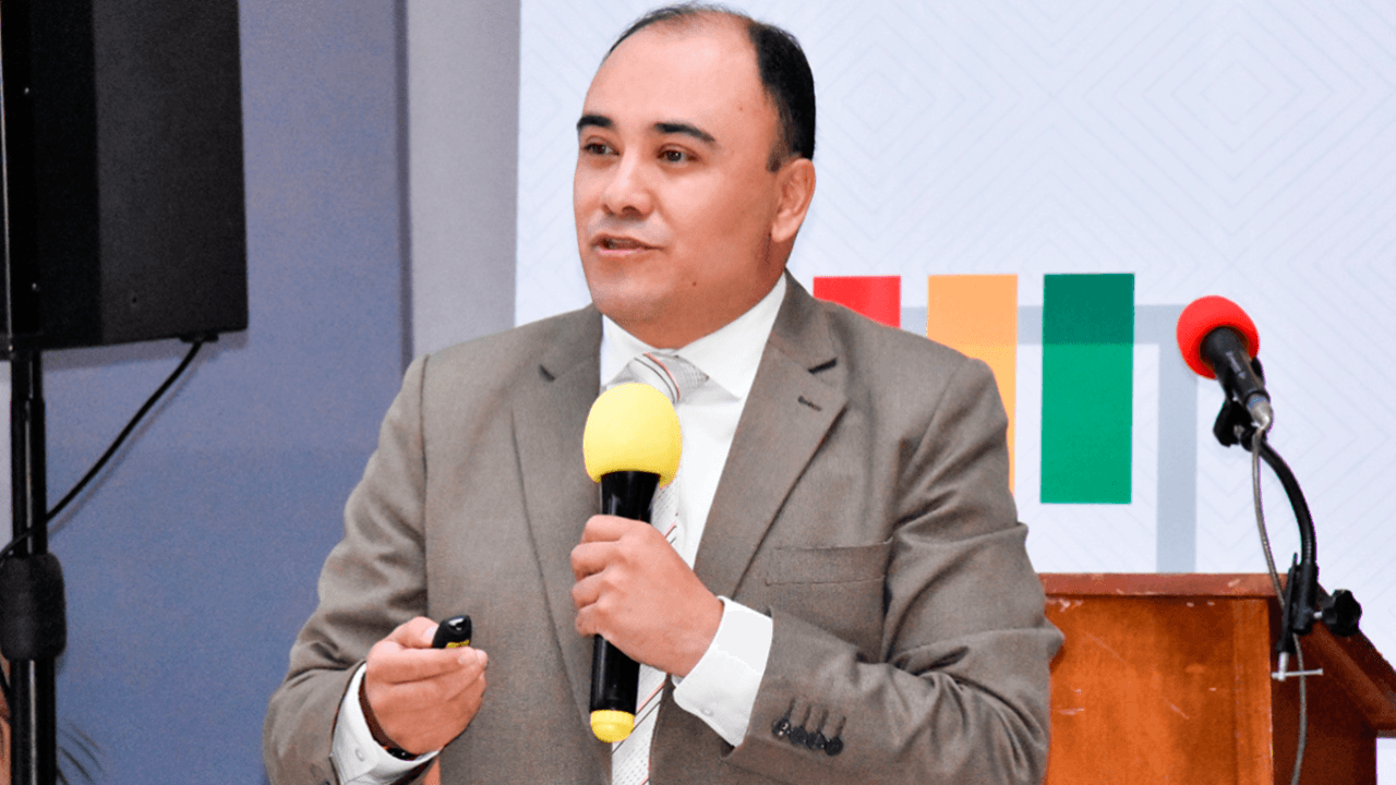 Nuevo vocal del TSE: Gustavo Antonio Ávila Mercado asume el lugar de Dina Chuquimia