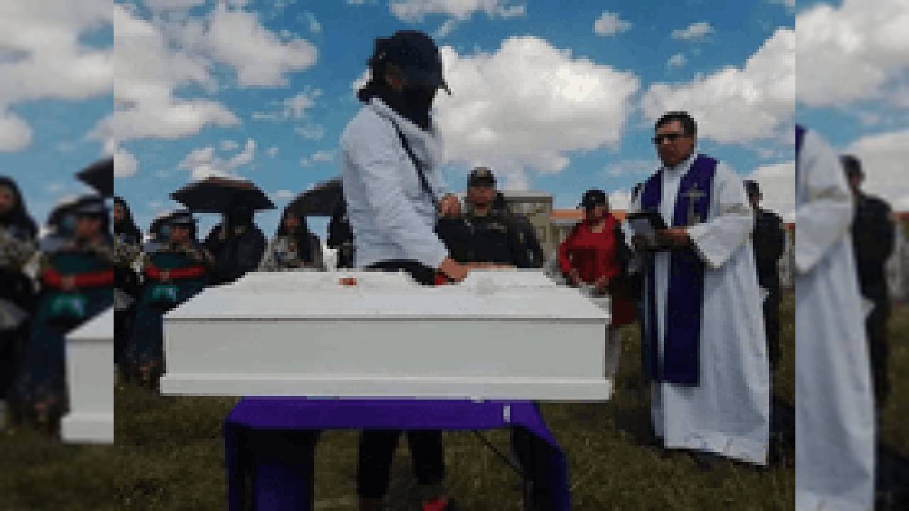 El Alto despide a Cielo, la niña que fue asesinada por su hermanastra