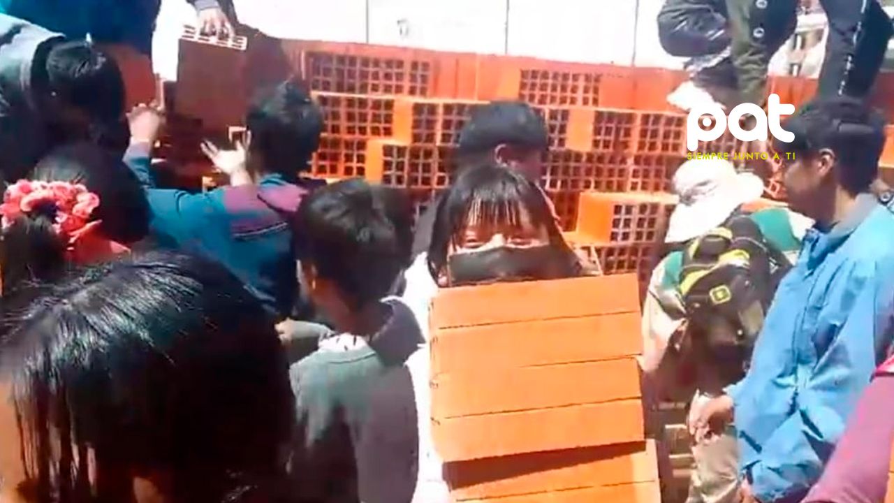 Subalcalde Catari dona materiales para mejorar el colegio Iberdrola en Día del Niño