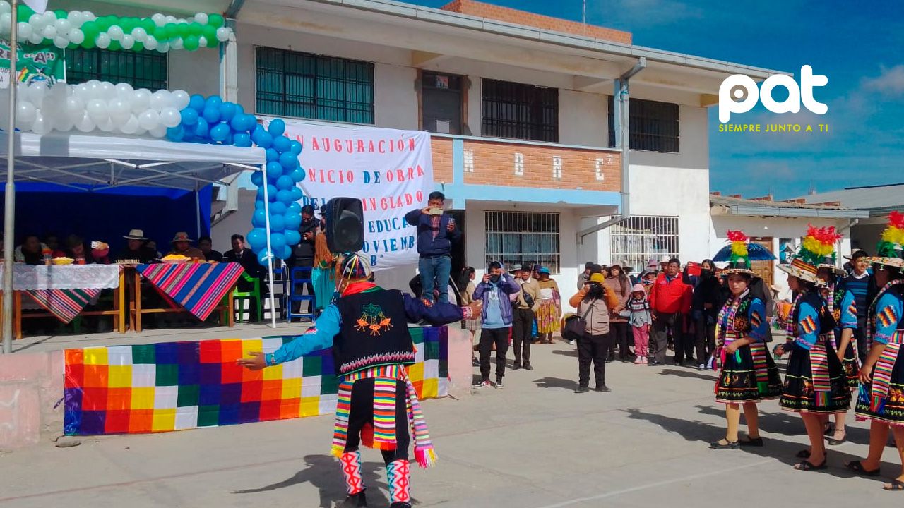  Alcaldía de El Alto invierte un millón de bolivianos en construcción de tinglados escolares en el Distrito 8