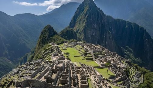 Turistas europeos son expulsados de Machu Picchu por posar desnudos 
