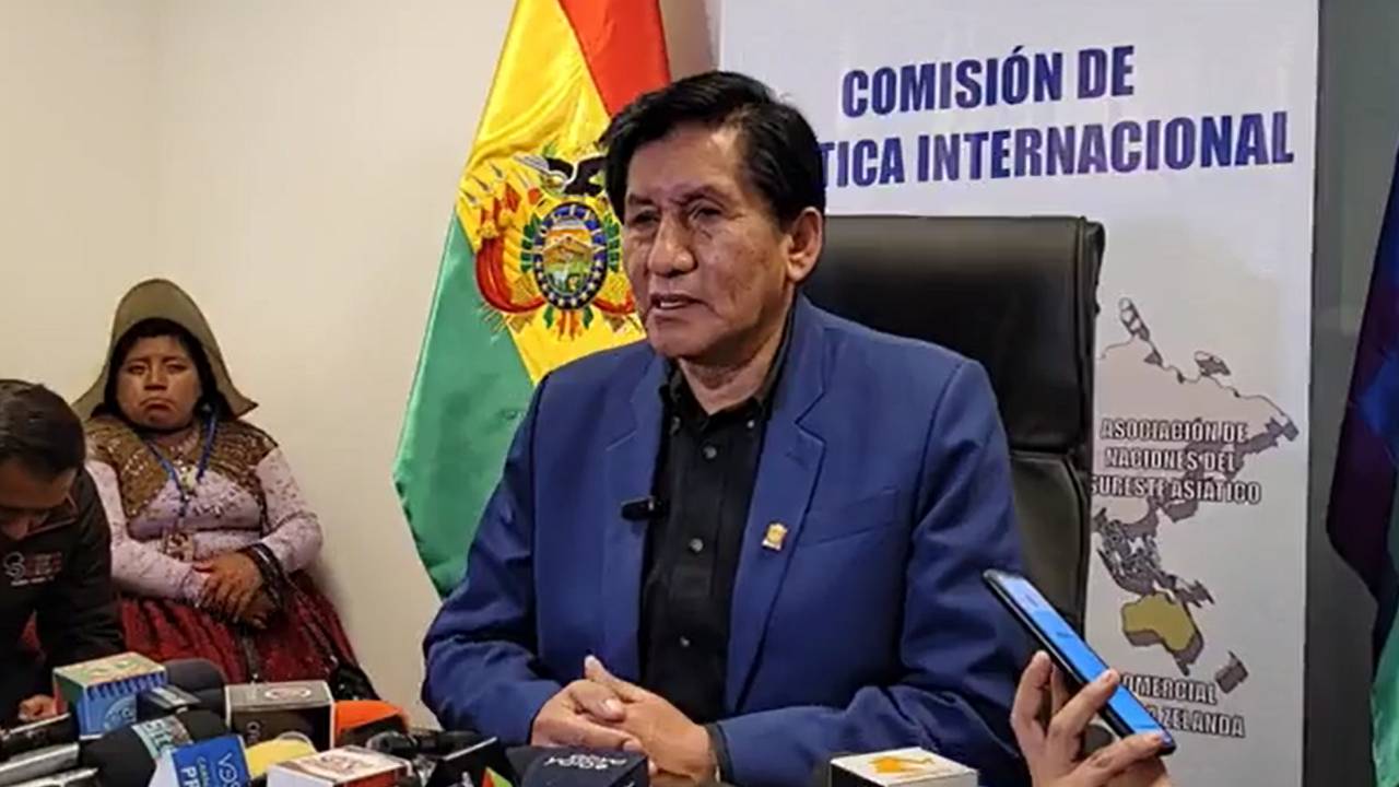 Senador Ajpi denuncia interferencia en la elección judicial