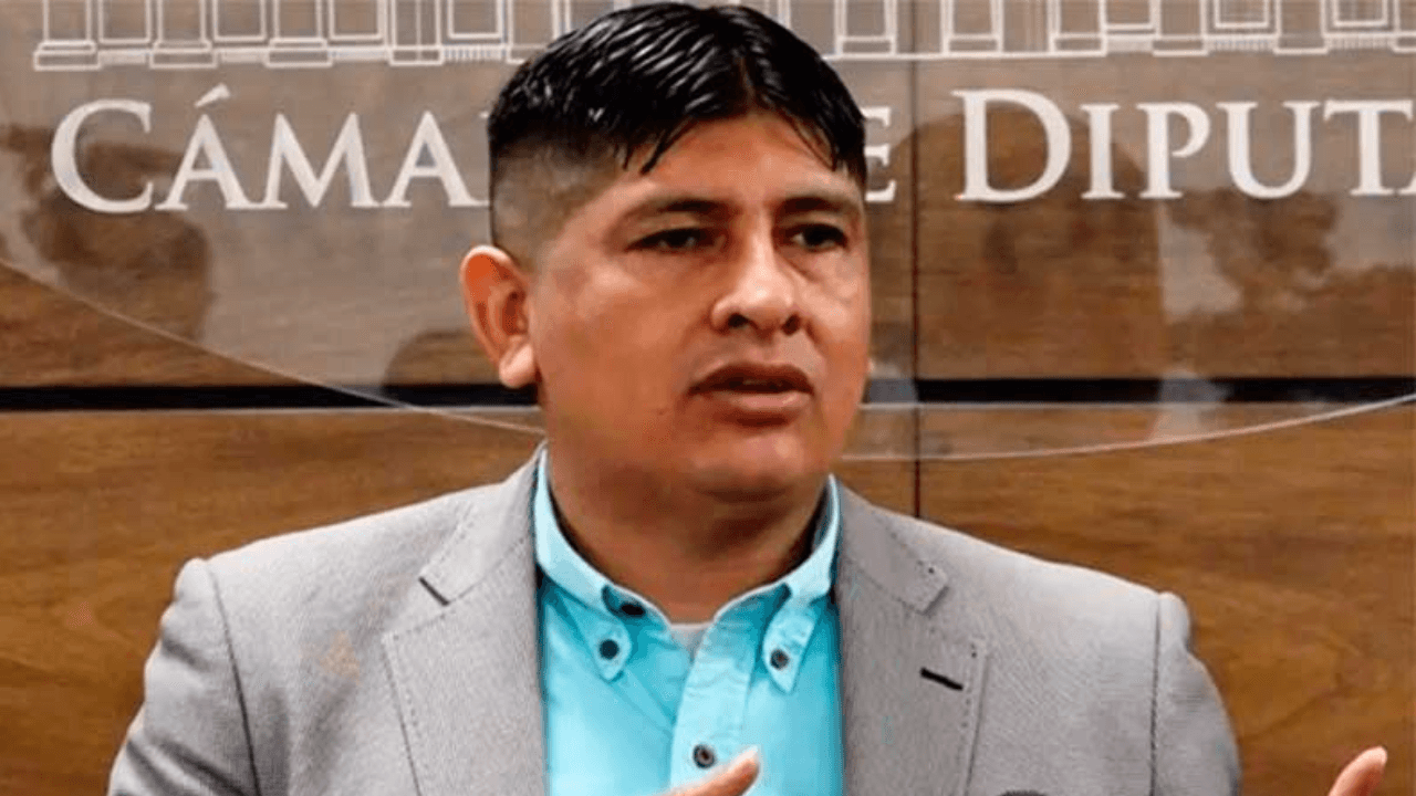 Rolando Cuellar anunció que Evo Morales  pasará a ser jubilado del MAS