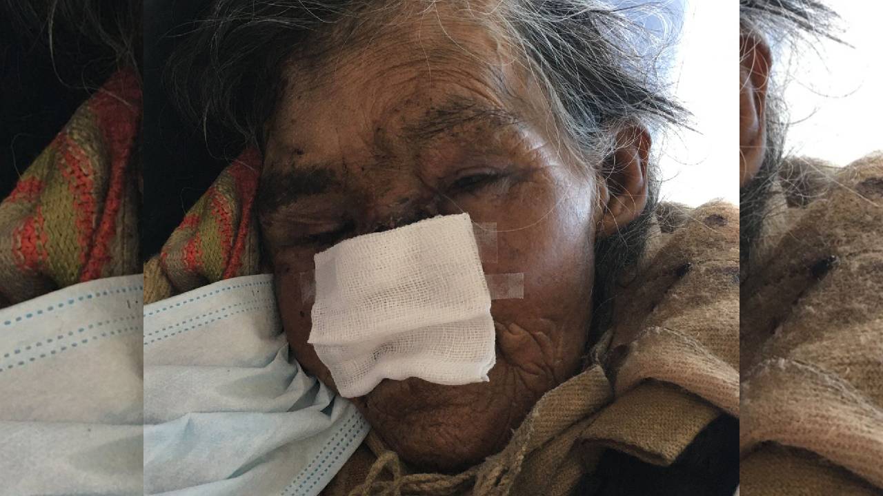 Se busca a los familiares de una adulta mayor 