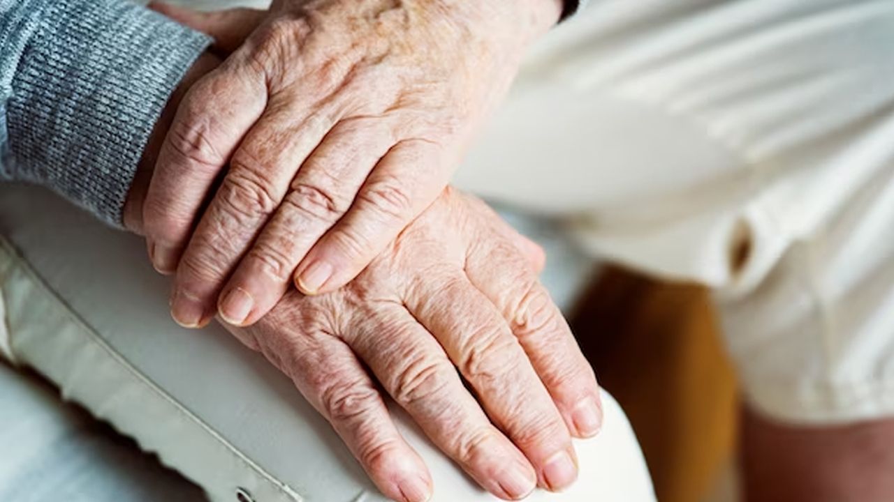 Utilizan una fruta para dopar a un anciano y robarle su dinero