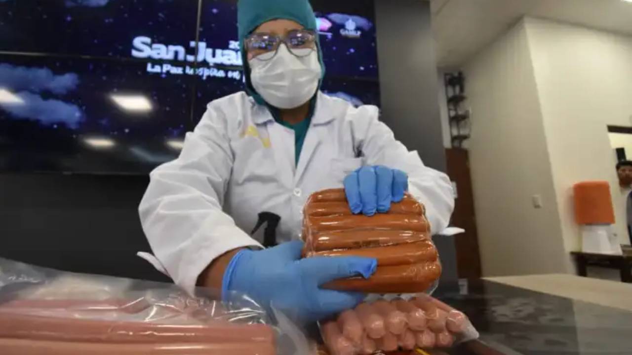 Consumo de embutidos: Alcaldía de La Paz recomienda verificar la fecha de vencimiento