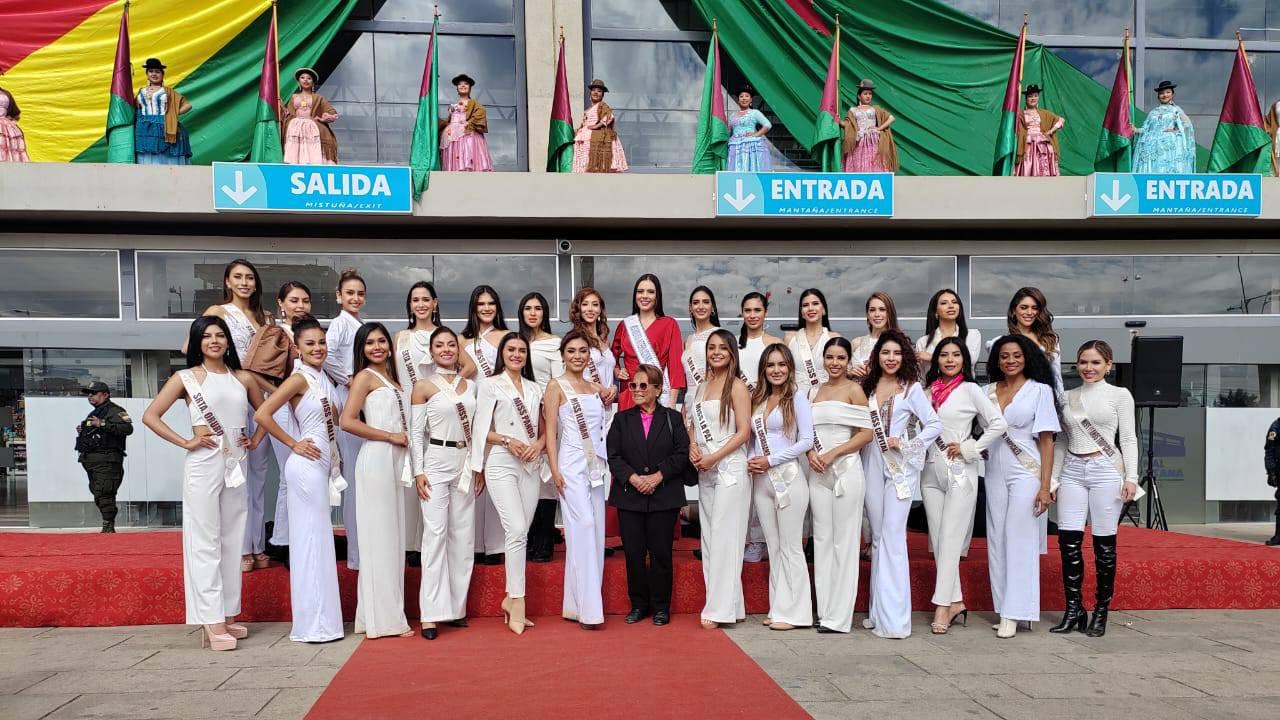 El Alto recibe a las candidatas a Miss Bolivia con las puerta abiertas del atractivo turístico