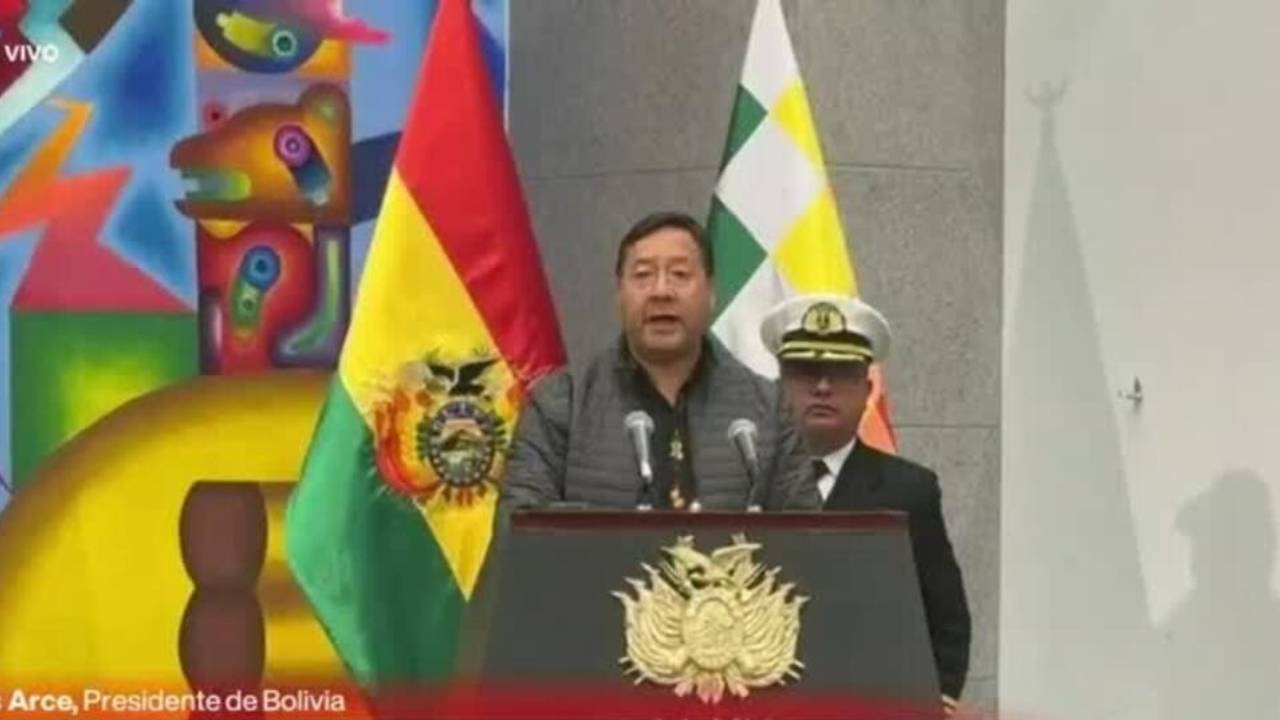 El presidente de Bolivia cambia la cúpula militar tras denuncias de un intento golpista