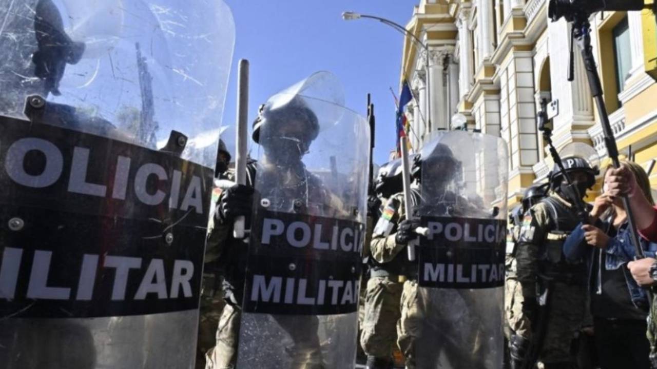 Bolivia busca reafirmar su conexión internacional tras intento de golpe