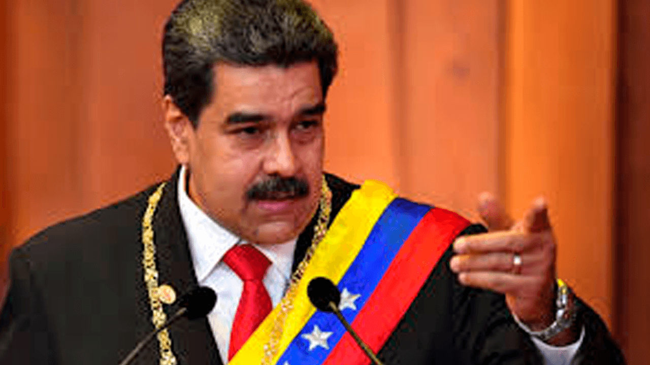 Maduro: "Bolivia derrotó el golpe en una hora"