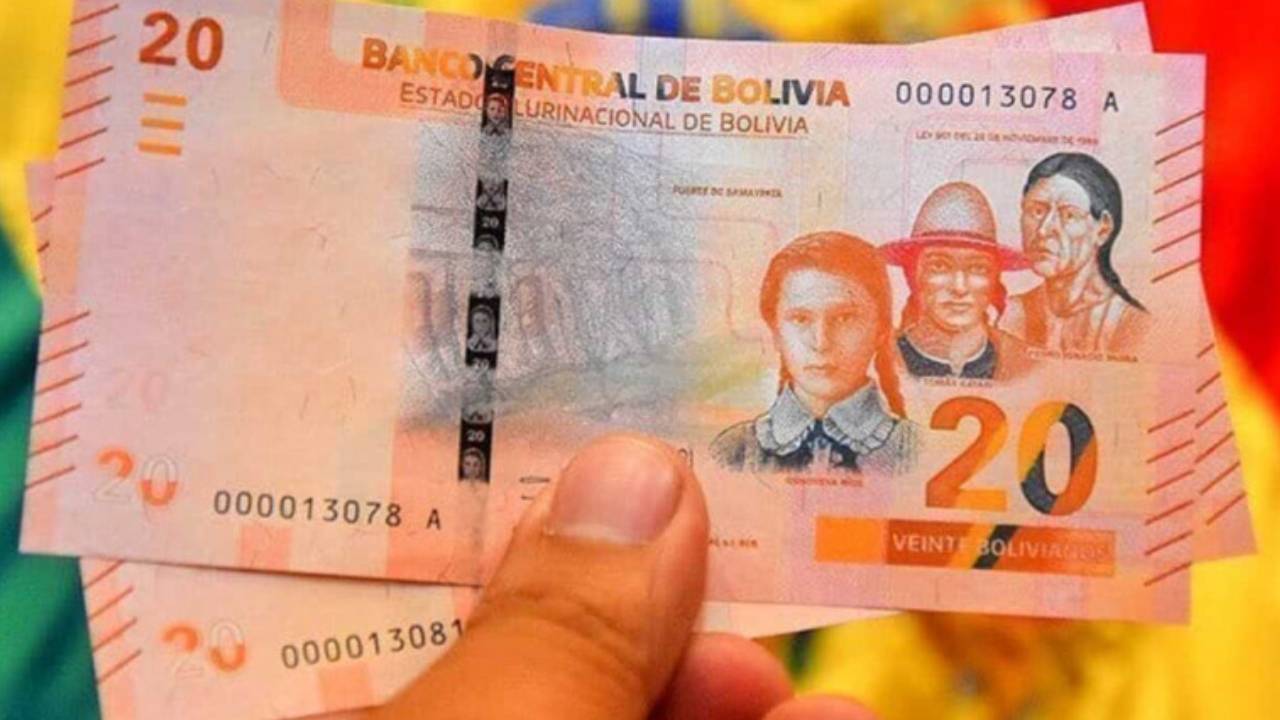 Renueva billetes por desgaste pandémico.
