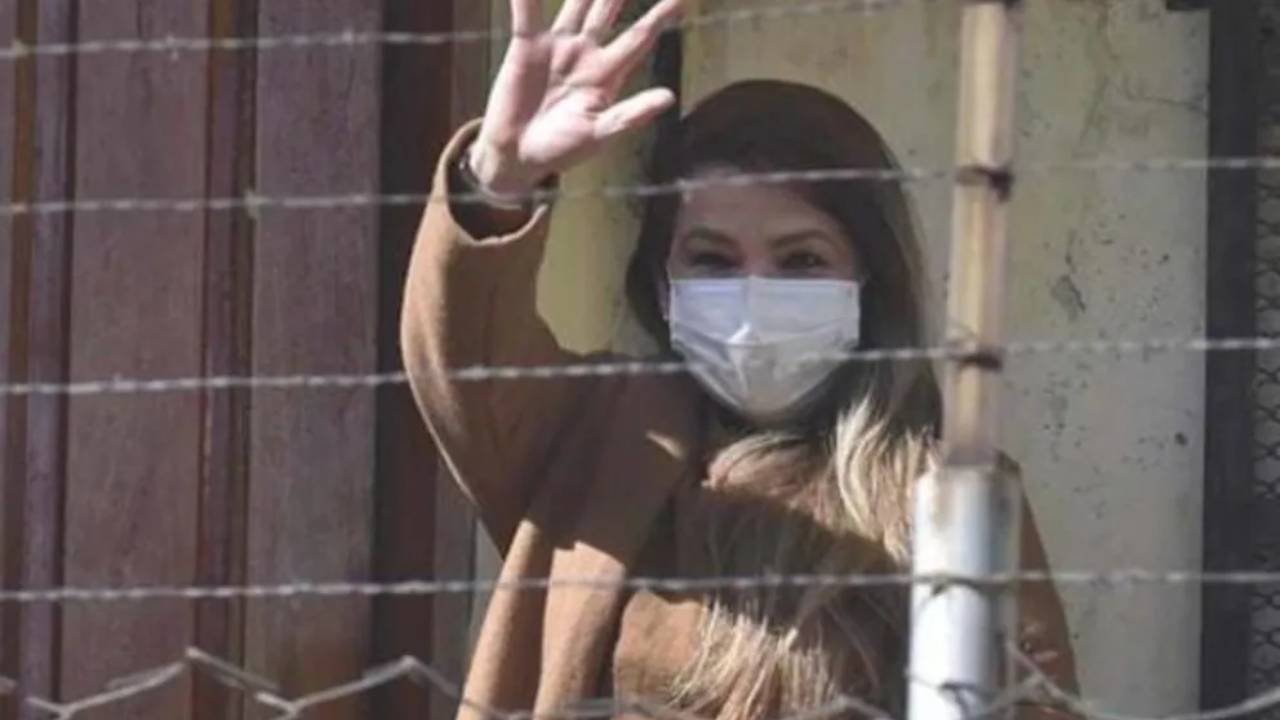 Añez no asistirá al juicio ordinario por caso Senkata 