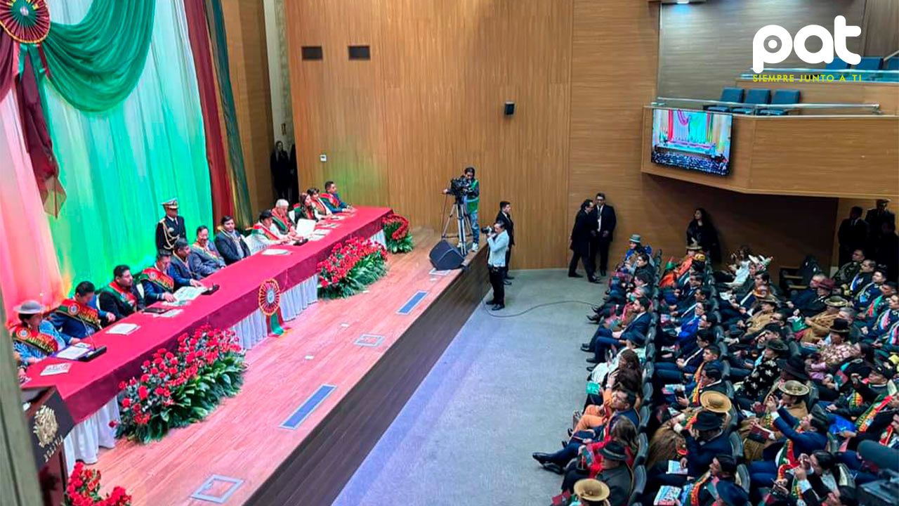 Inicia sesión de honor por los 215 años de la gesta Libertaria de La Paz