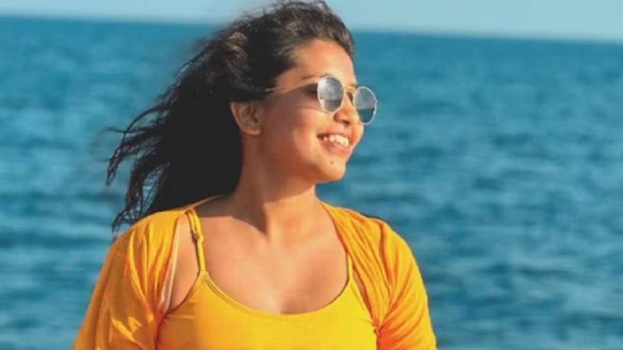 Fallece influencer de viajes Aanvi Kamdar tras caer de un acantilado en la India