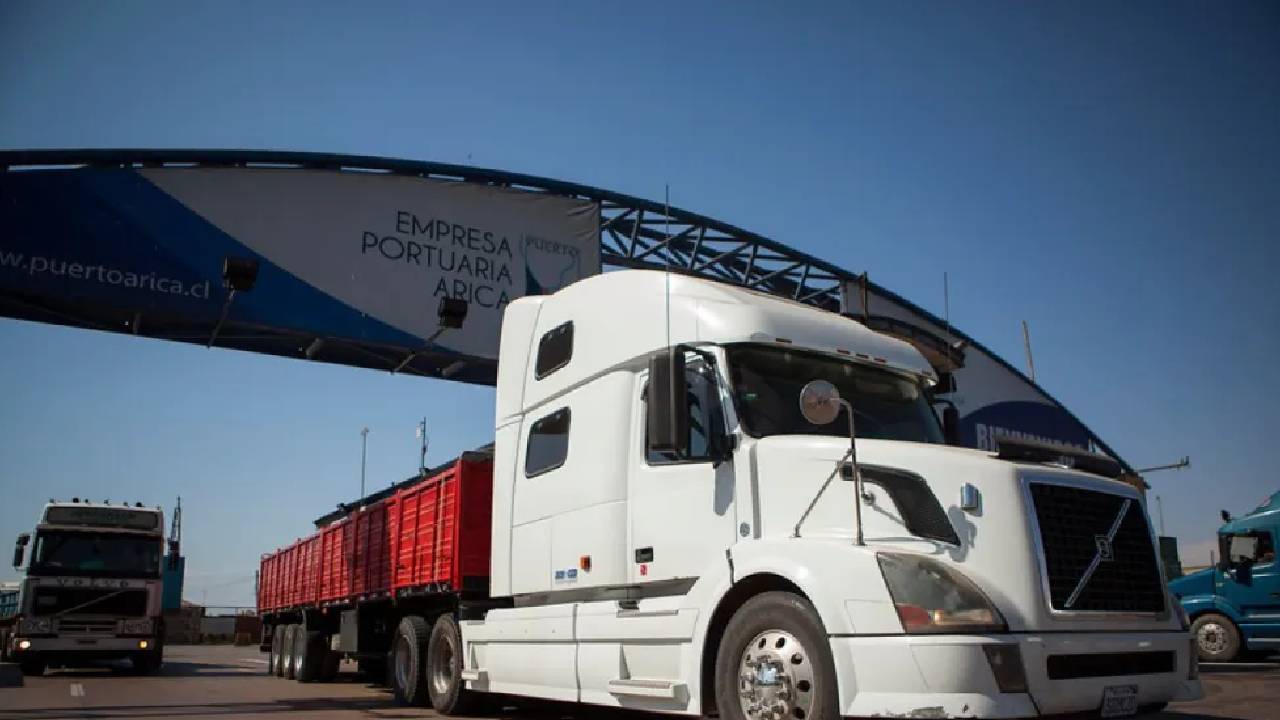 Transportistas anuncian ampliado nacional por falta de diésel y dólares