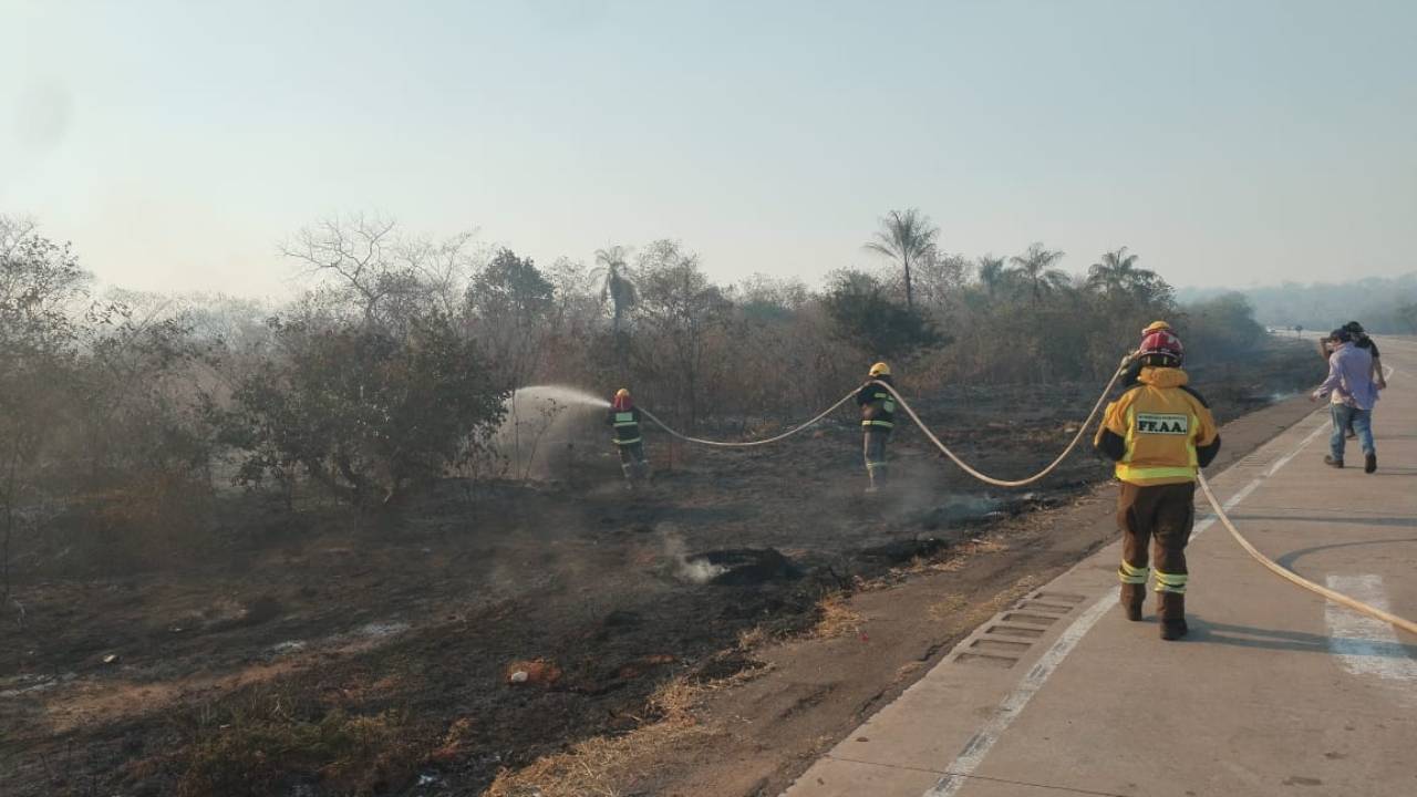 Incendio forestal en Roboré esta controlado y lejos de centros poblados