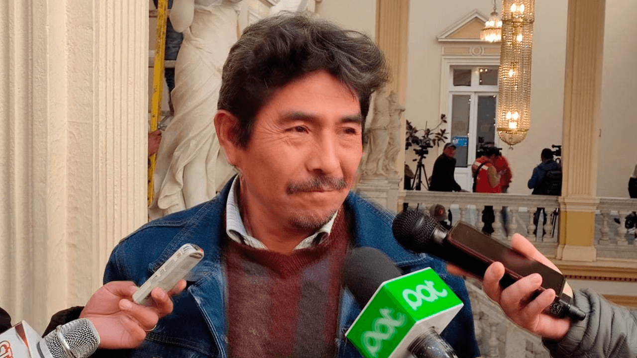 Gustavo Vega: "Evo Morales Tiene Poco Apoyo"