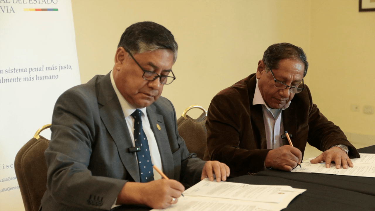 Fiscal General y Alcalde de Quillacollo firman convenios para fortalecer la seguridad ciudadana