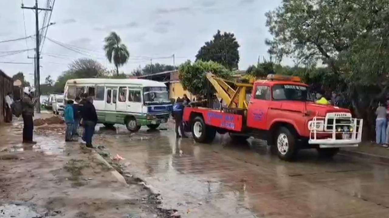 Accidente de tránsito en Plan 3000 deja cuatro heridos, incluido dos conductores