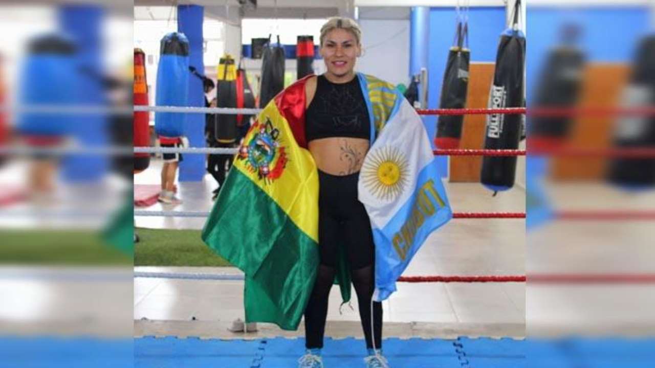  Liz "Leona" Crespo, la boliviana que compite por Argentina, se abre paso en el boxeo mundial