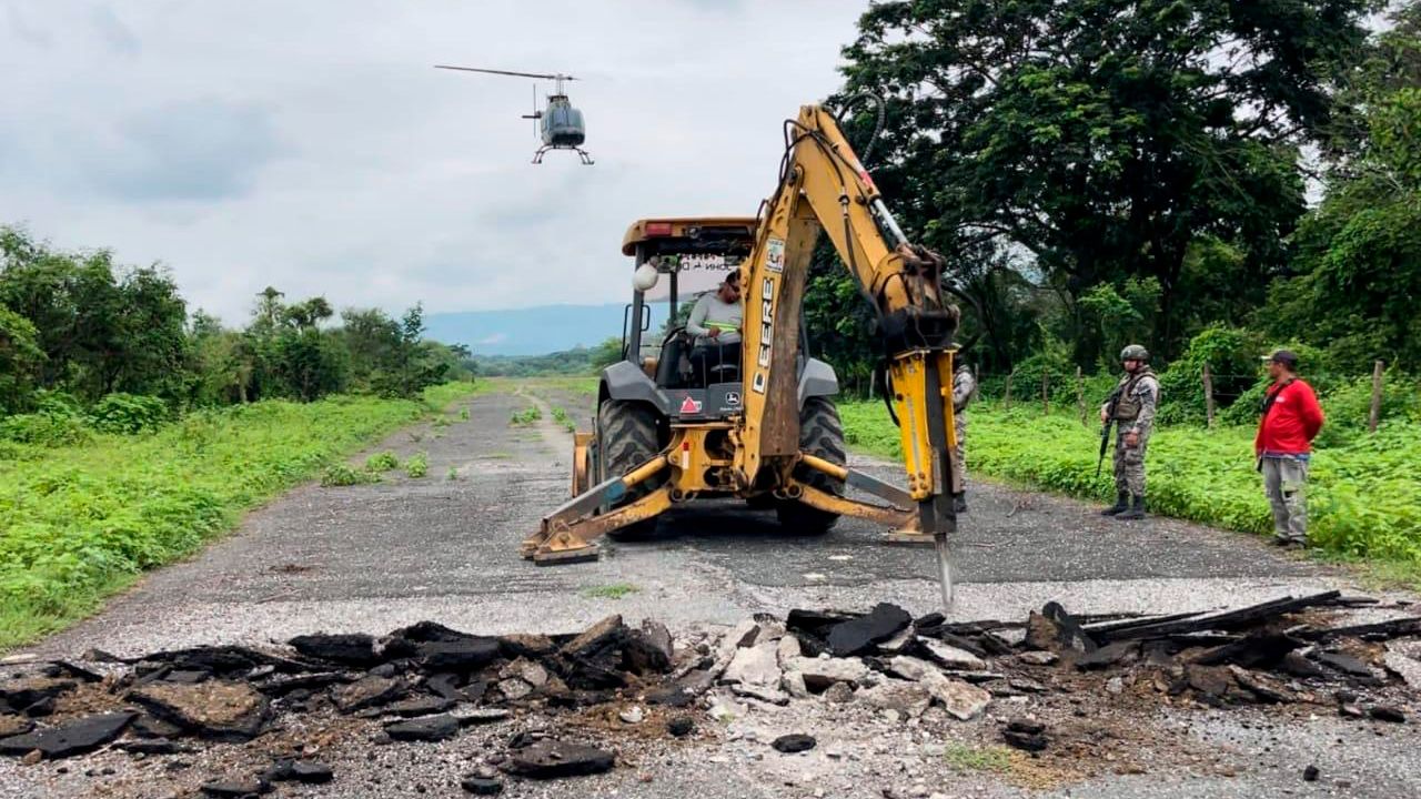 Destruyeron 30 narcopistas en Ecuador