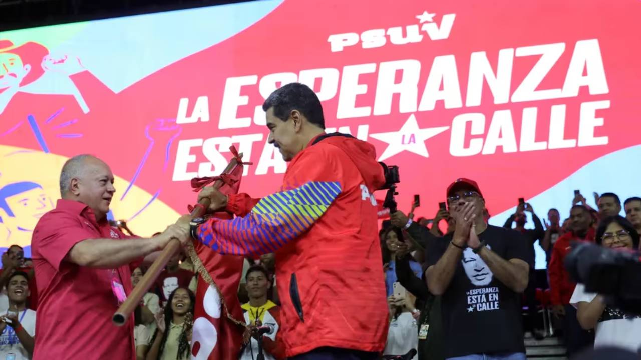 Maduro Designa a Diosdado Cabello Ministro del Interior y Justicia