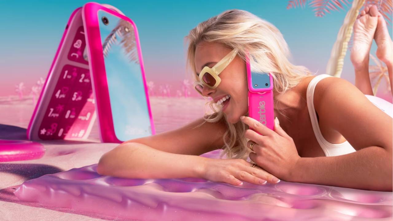  Lanzan el "Barbie Phone": el nuevo celular que revive la nostalgia por la icónica muñeca