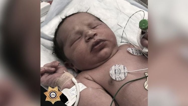Arrestan a la madre de "baby india", la bebé encontrada en una bolsa de plástico hace casi cuatro años
