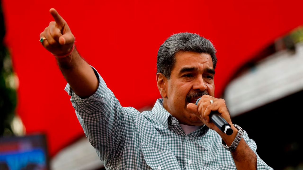 Maduro adelanta la Navidad en Venezuela al 1 de octubre para "traer paz y felicidad"