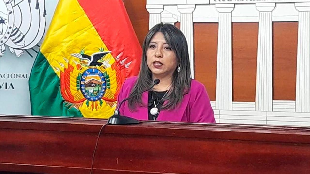 Bolivia implementa nueva política para reducir la permanencia de niños en centros de acogida