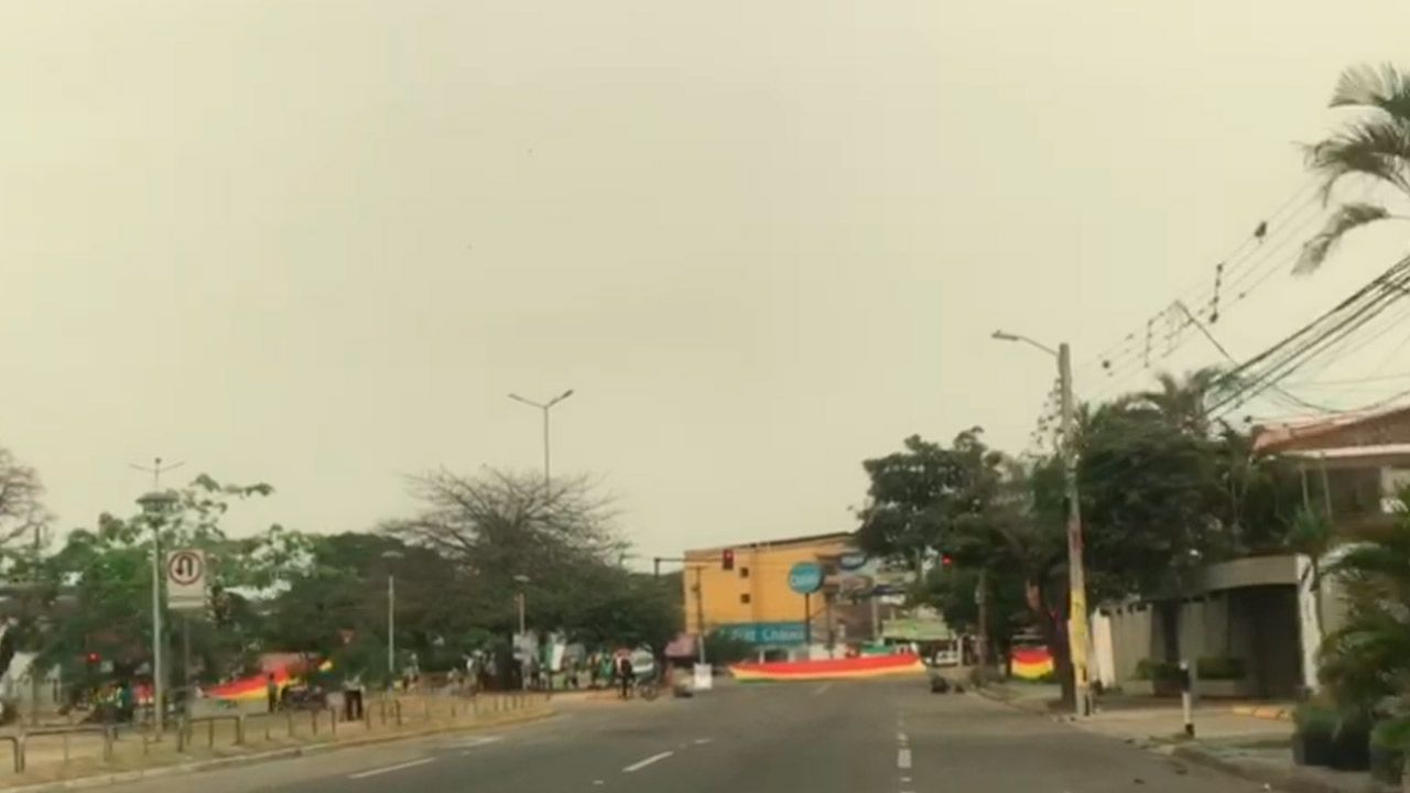 Paro cívico en Santa Cruz deja calles vacías y limita el transporte público