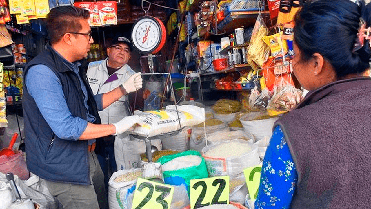 Gobierno y productores de arroz logran acuerdo para estabilizar precios y combatir la especulación