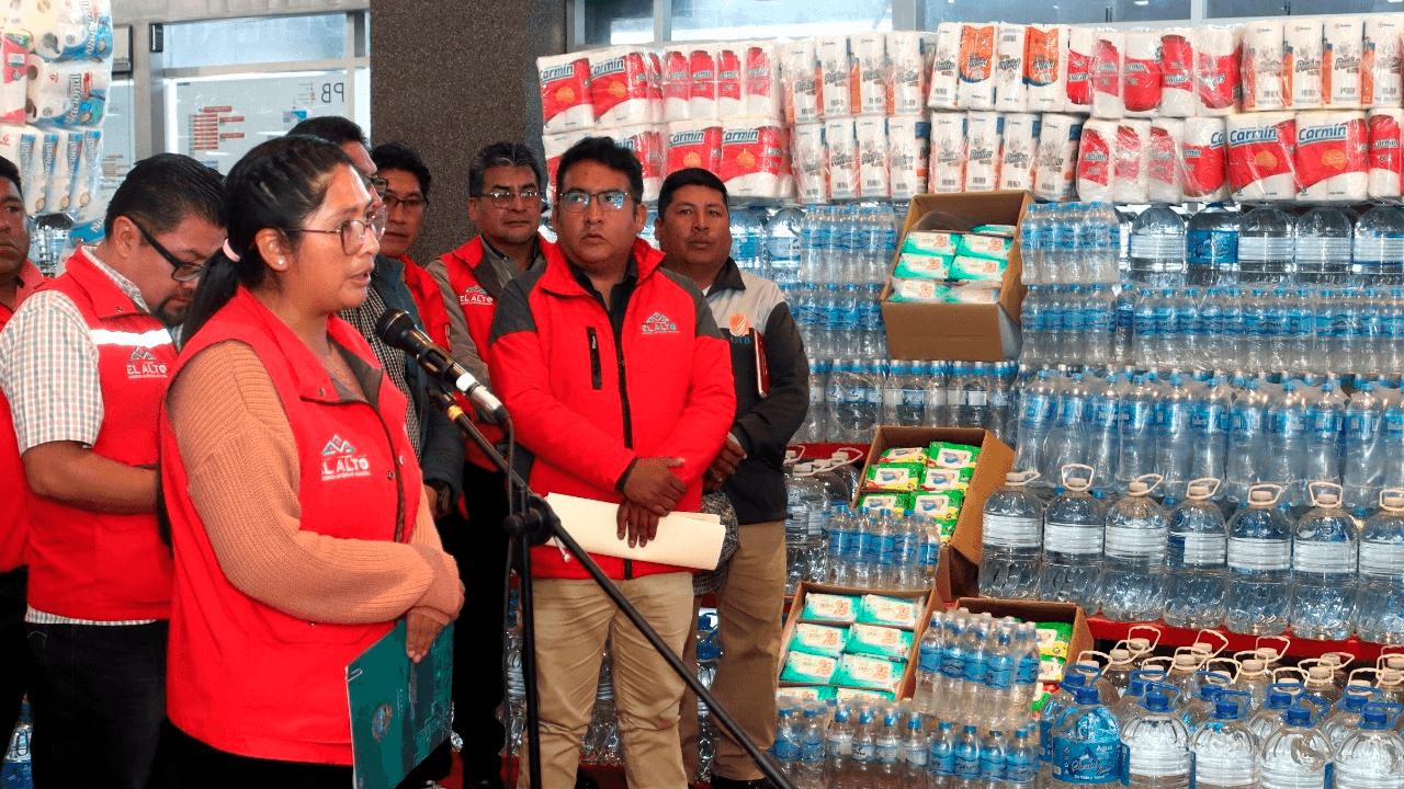 El Alto lanza campaña solidaria “Renovando Esperanza” para ayudar a afectados por incendios en La Paz