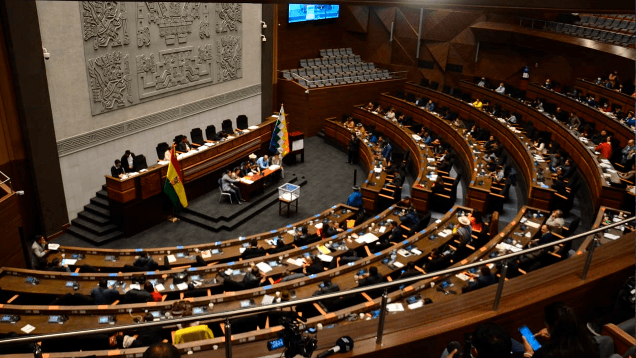 Diputados tratará modificación a la Ley de Pensiones y crédito de $us 100 MM