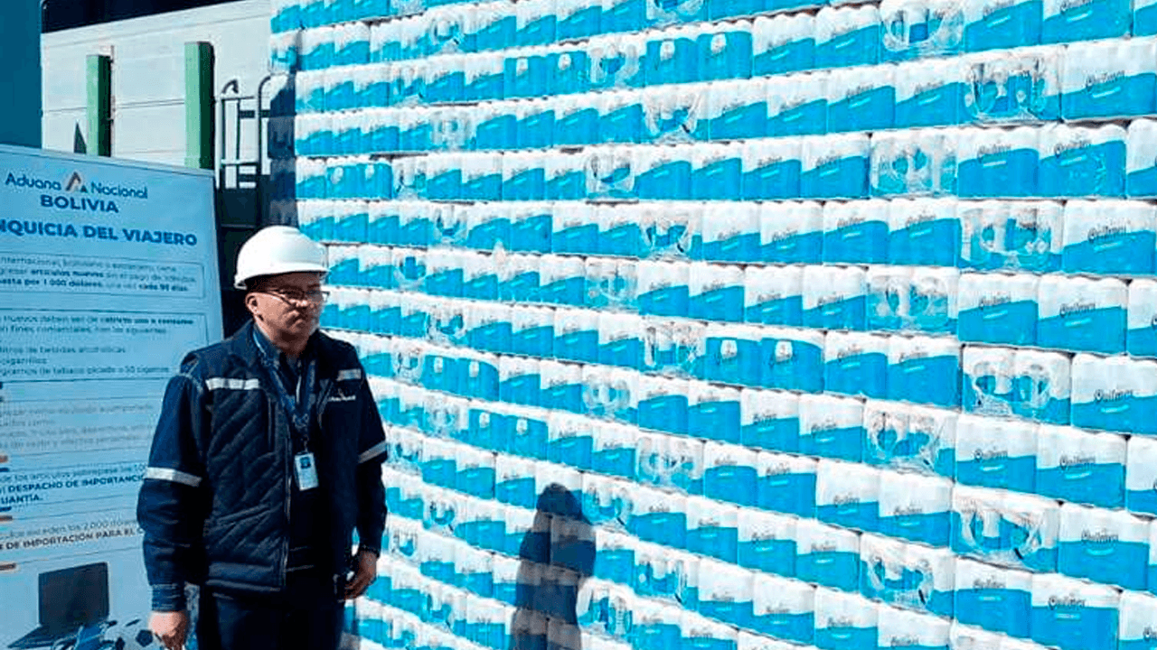 Decomisan 70 toneladas de productos argentinos de contrabando