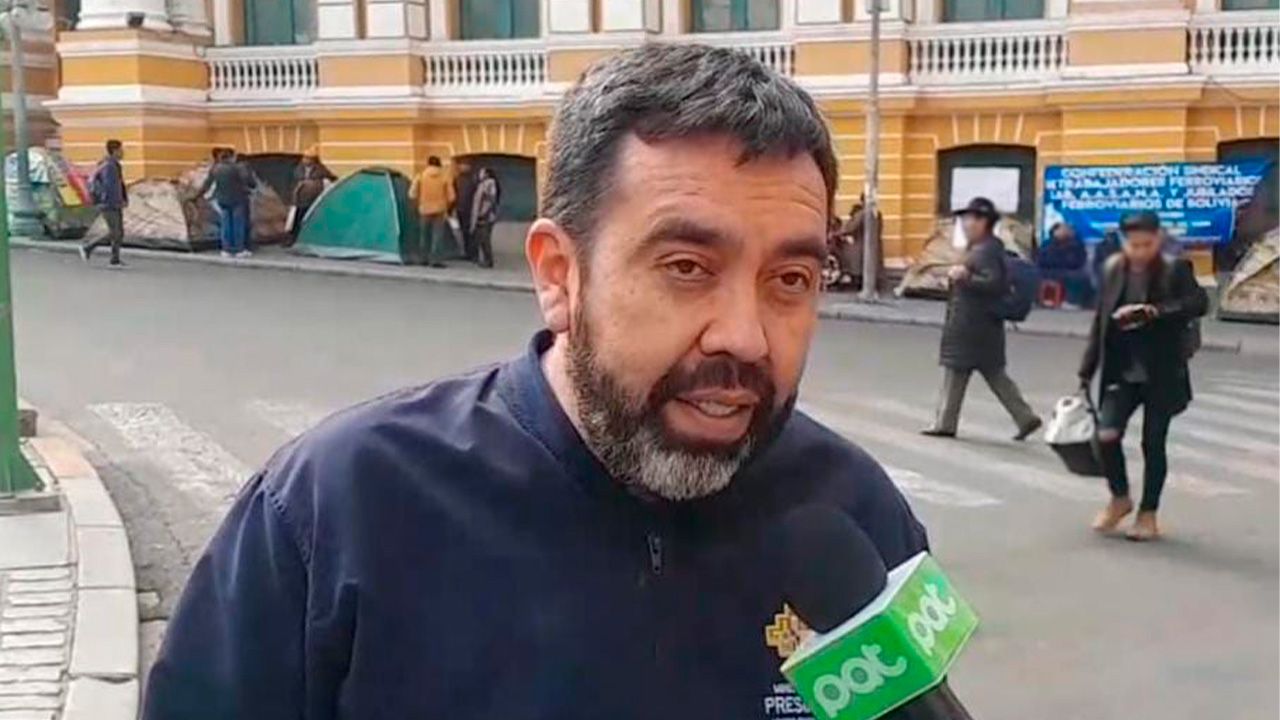"Evo no tiene voluntad de dialogar", asegura el Viceministro de Autonomía