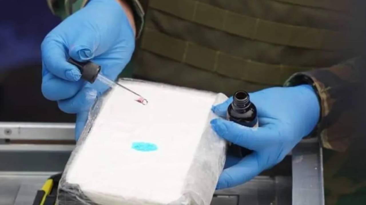 Droga en avión de BoA: Ordenan la detención preventiva de dos funcionarias de la estatal aérea