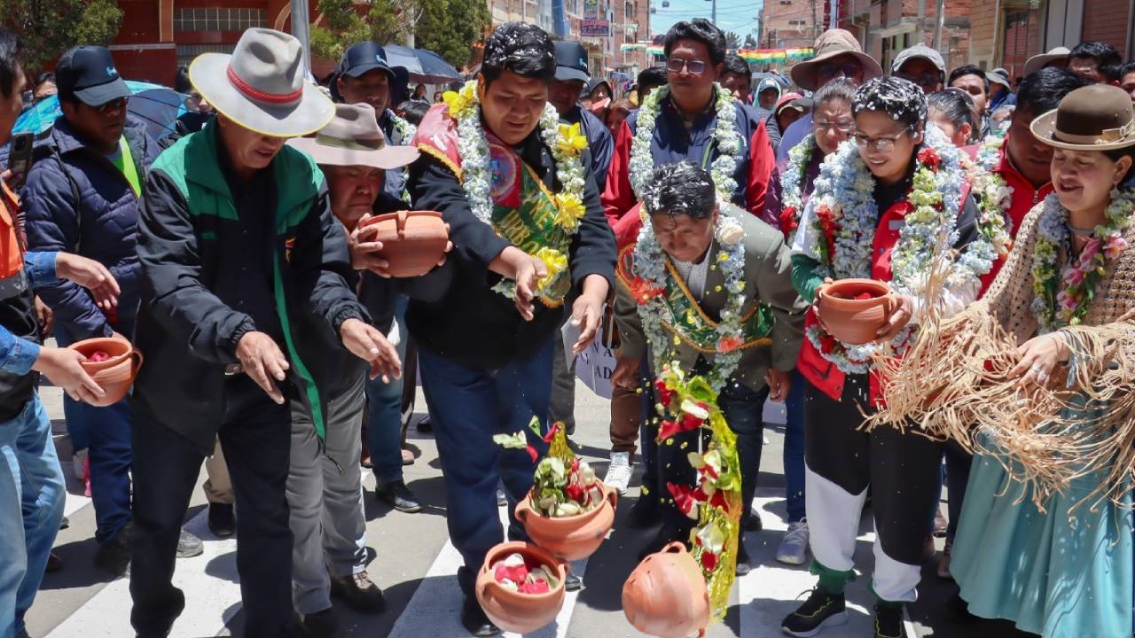 Modernización de la avenida Arturo Valle del Distrito 5 se hace realidad con la entrega de asfalto flexible y otras obras complementarias