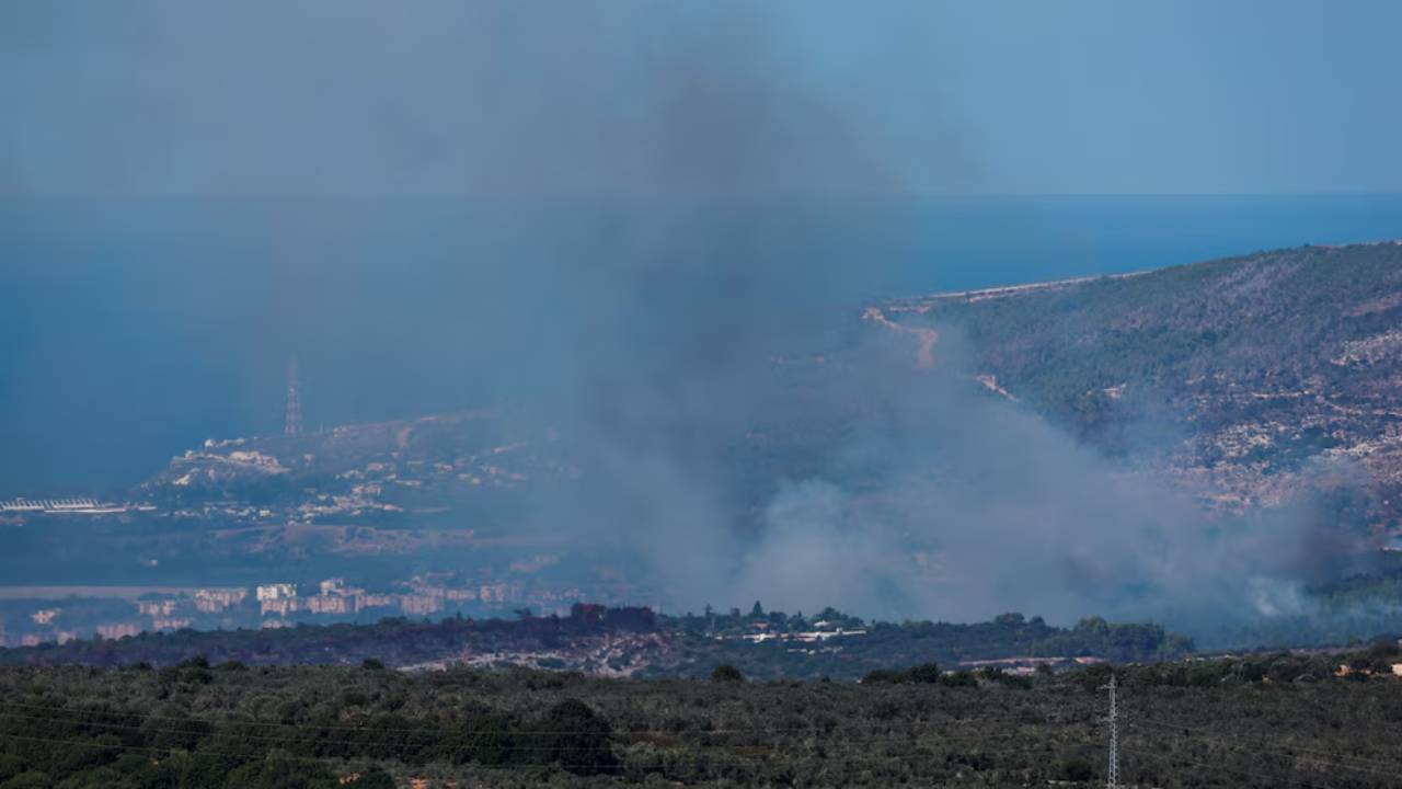 Lanzamiento de cohetes desde Líbano deja un muerto y heridos en el norte de Israel