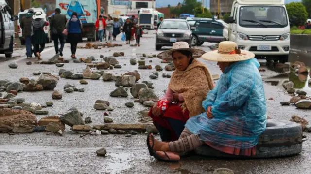 nueva jornada de bloqueos del MAS afecta severamente a Cochabamba